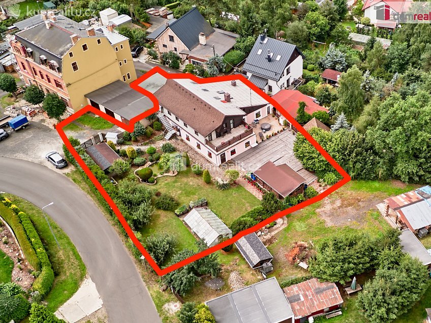 Prodej  rodinného domu 921 m^2 Borská, Dalovice 