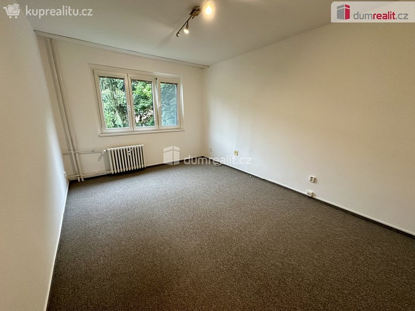 Pronájem bytu 2+1 54 m^2 M. Knesla, Zlín 