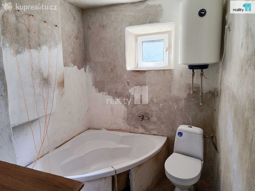 Prodej  rodinného domu 43 m^2 Podmoky, Podmoky 