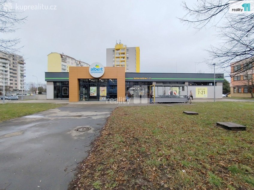 Pronájem bytu 2+1 52 m^2 Tupolevova, Praha 18 