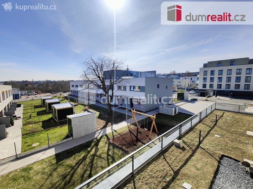 Pronájem bytu 2+kk 56 m^2 Heřmanická, Praha-Ďáblice 