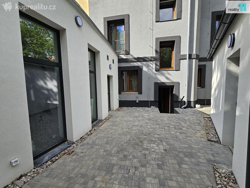 Prodej  ubytovacího zařízení 34 m^2 Michelská, Praha 4 