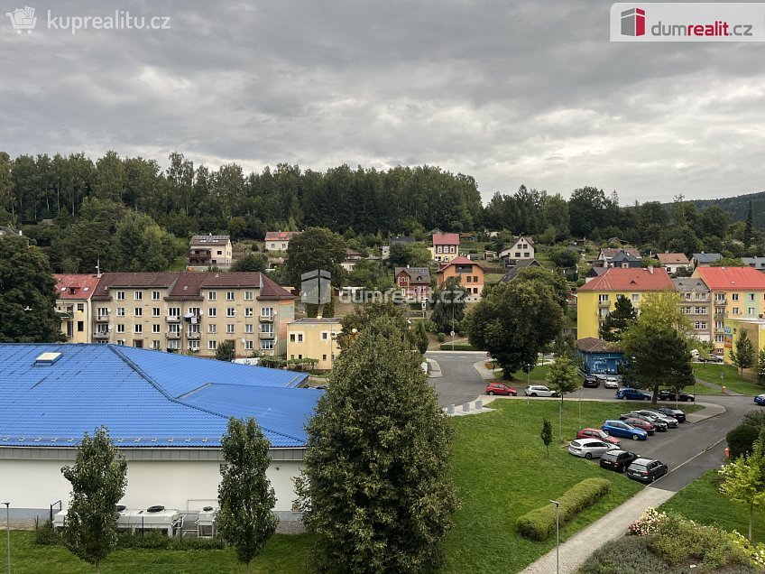 Prodej bytu 2+1 60 m^2 Pod nádražím, Kraslice 