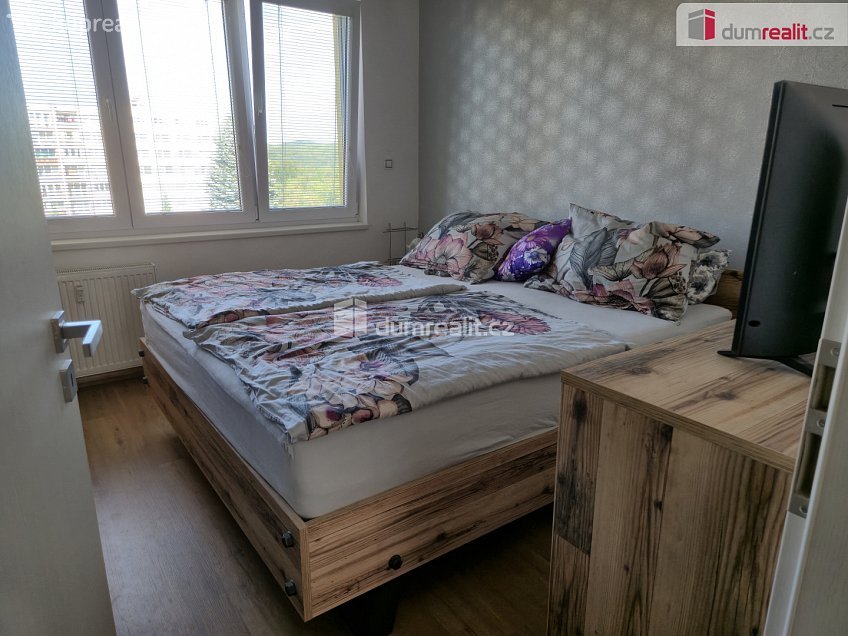 Pronájem bytu 3+1 73 m^2 1. máje, Kaplice 
