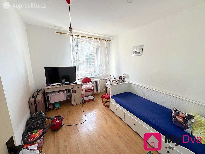 Pronájem bytu 2+1 55 m^2 Mičurinova, Znojmo 