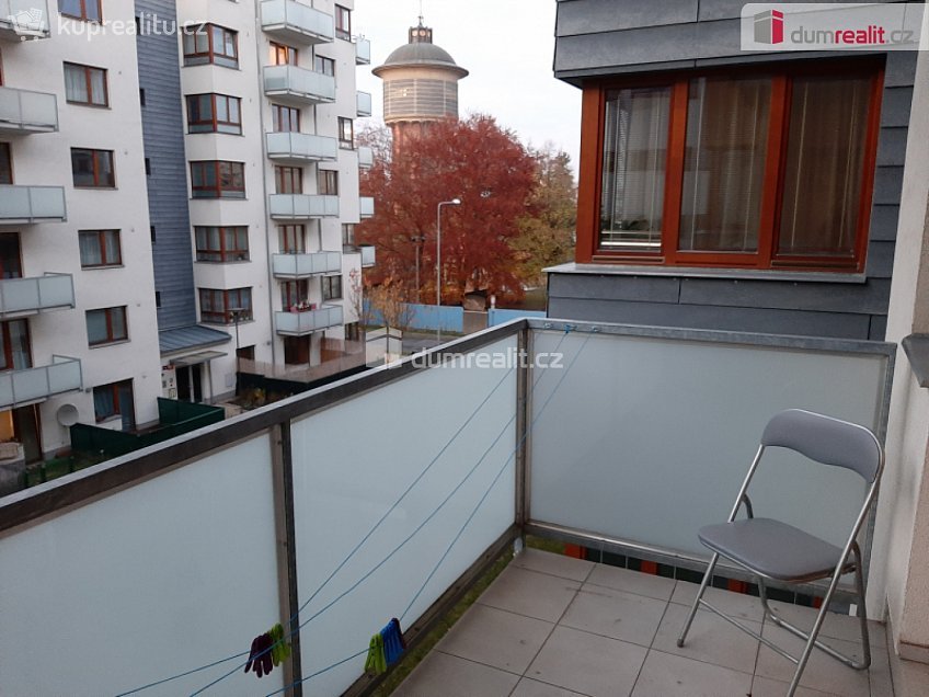 Pronájem bytu 1+kk 34 m^2 Hanusova, Praha 4 