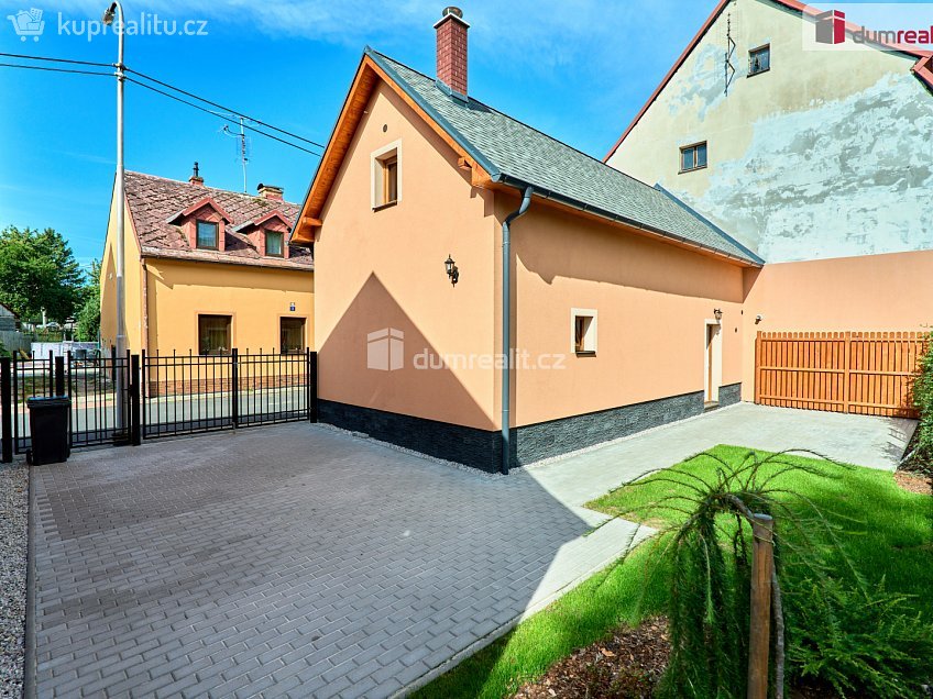 Prodej  rodinného domu 79 m^2 Koželužská, Hroznětín 