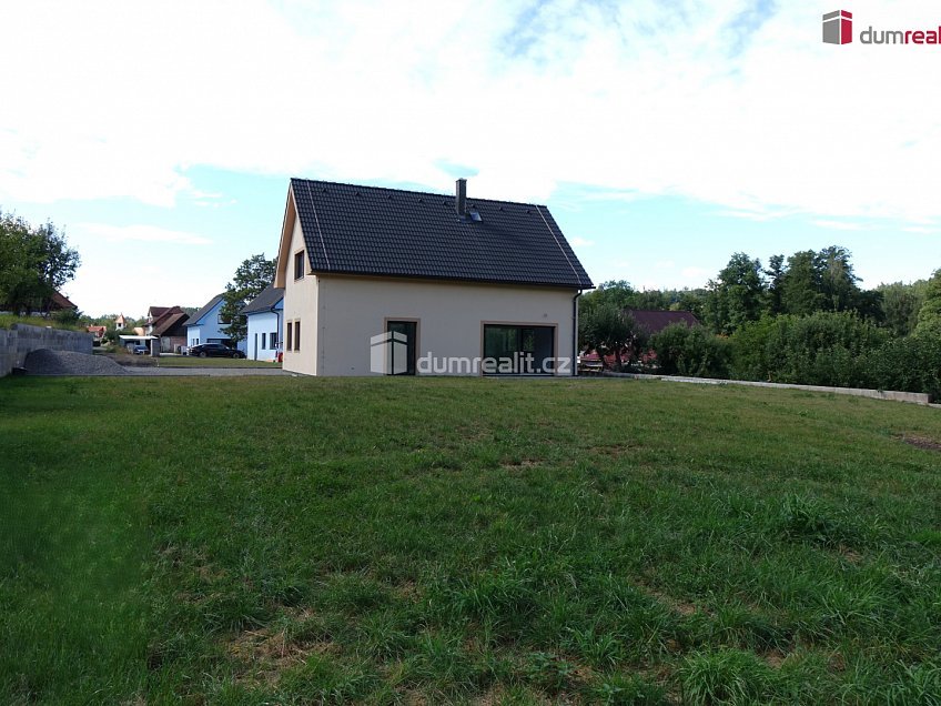 Prodej  rodinného domu 135 m^2 Libež, Libež 