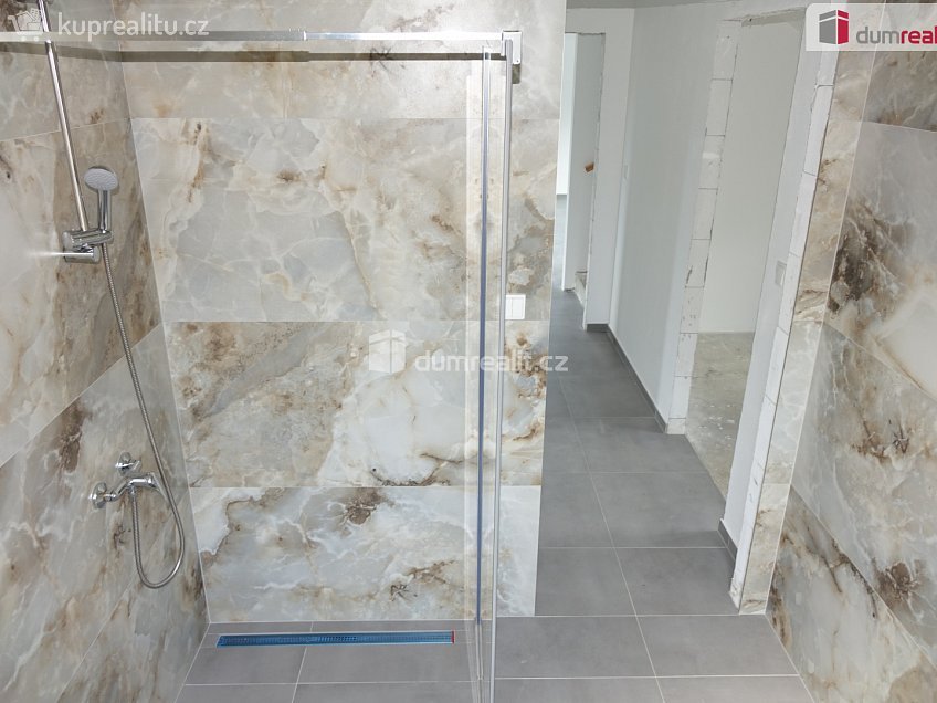 Prodej  rodinného domu 135 m^2 Libež, Libež 