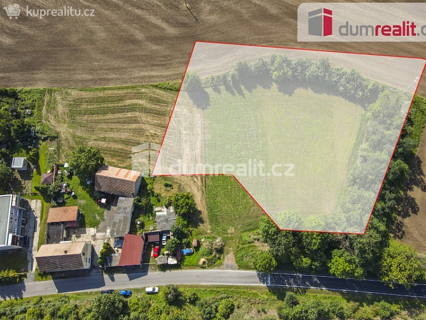 Prodej  stavebního pozemku 3478 m^2 Klobuky, Klobuky 