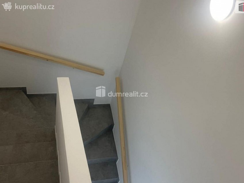 Prodej  rodinného domu 135 m^2 Libež, Libež 