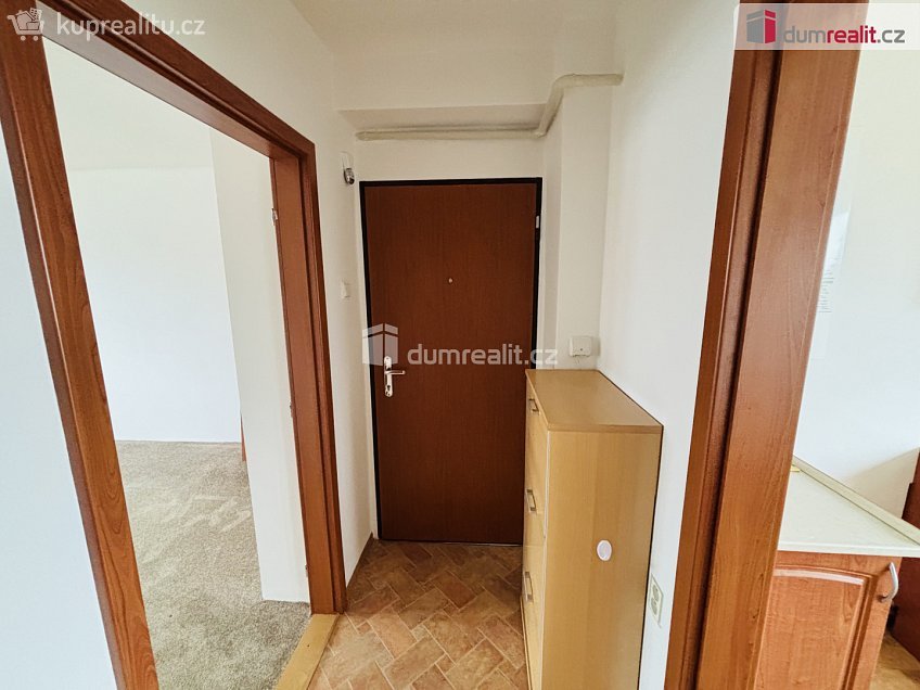 Pronájem bytu 2+1 58 m^2 Alšova, Říčany 