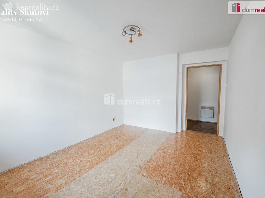 Prodej bytu 2+kk 44 m^2 Raisova, Děčín 