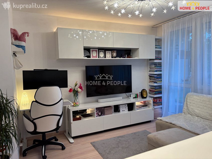 Prodej bytu 3+kk 67 m^2 Na strži, Praha 4 