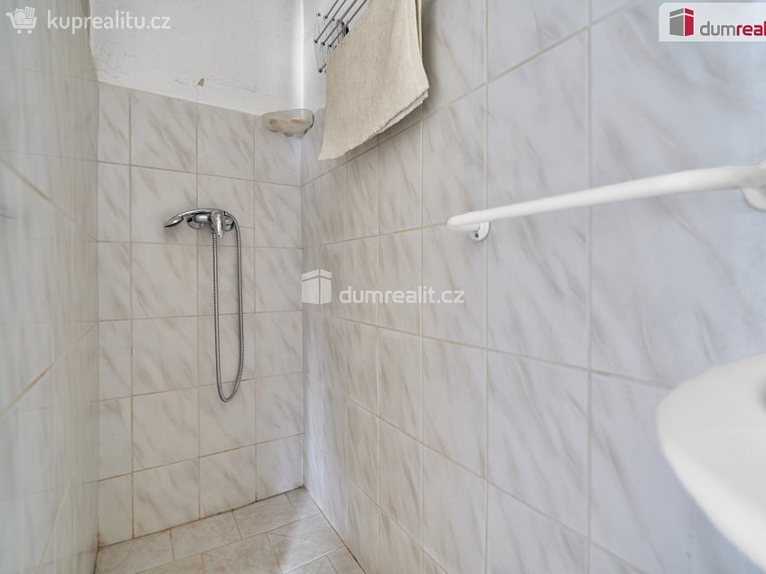 Prodej bytu 1+kk 27 m^2 Sokolovská, Karlovy Vary 