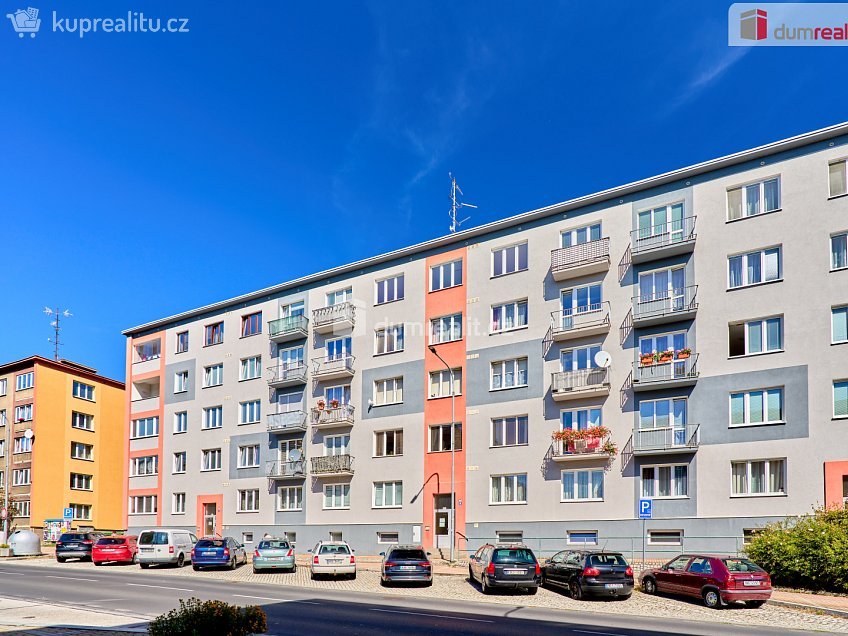Prodej bytu 1+kk 27 m^2 Sokolovská, Karlovy Vary 