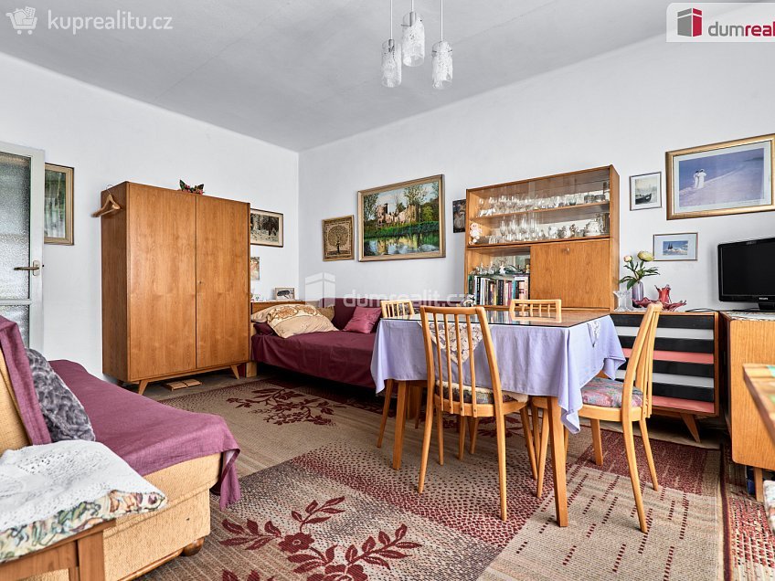 Prodej bytu 1+kk 27 m^2 Sokolovská, Karlovy Vary 