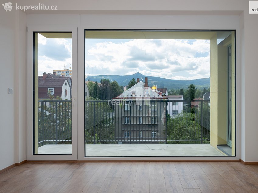 Prodej bytu 2+kk 60 m^2 Švermova, Liberec 
