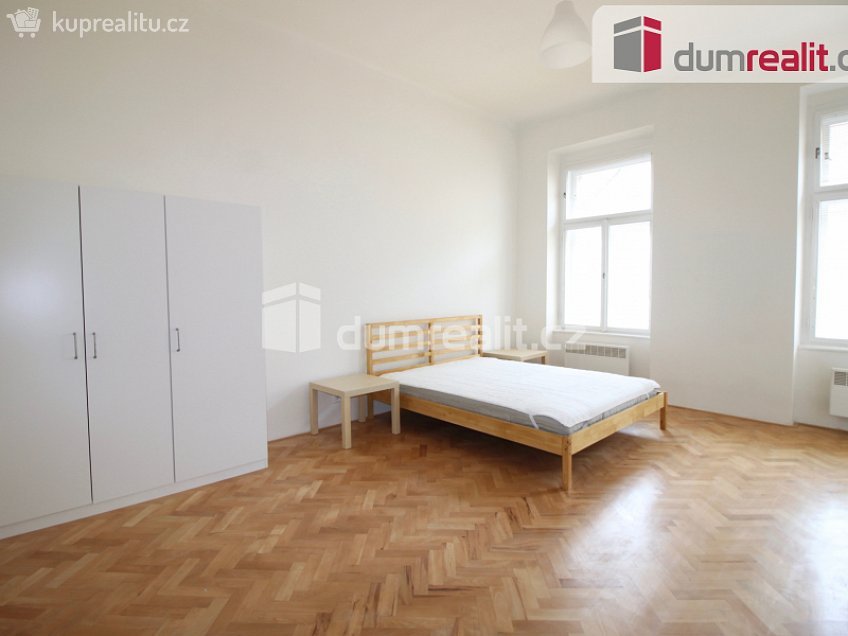 Pronájem bytu 2+kk 60 m^2 Klicperova, Praha 5 