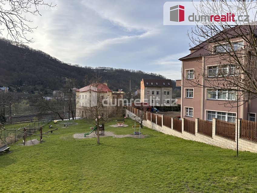Pronájem bytu 2+1 57 m^2 Ke Hradu, Ústí nad Labem 