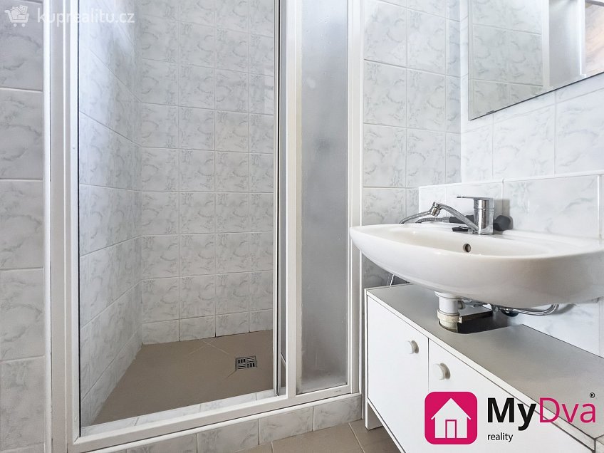 Pronájem bytu 2+1 84 m^2 Vídeňská třída, Znojmo 