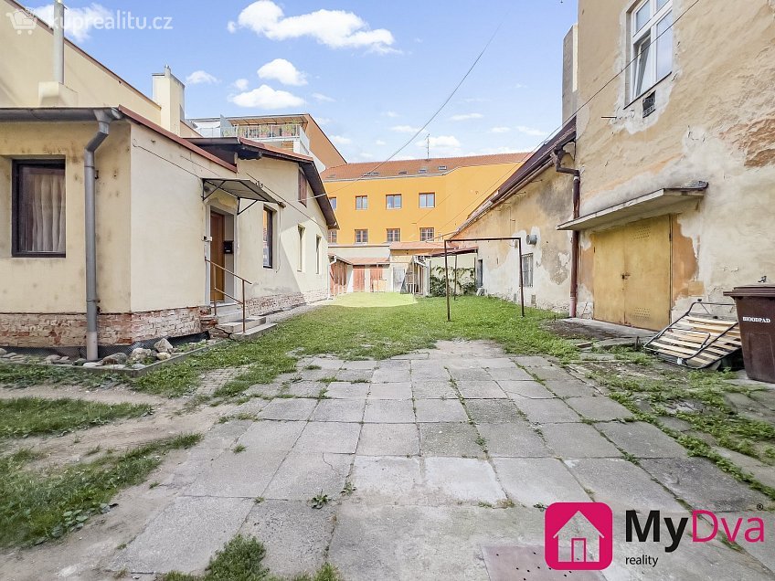 Pronájem bytu 2+1 84 m^2 Vídeňská třída, Znojmo 