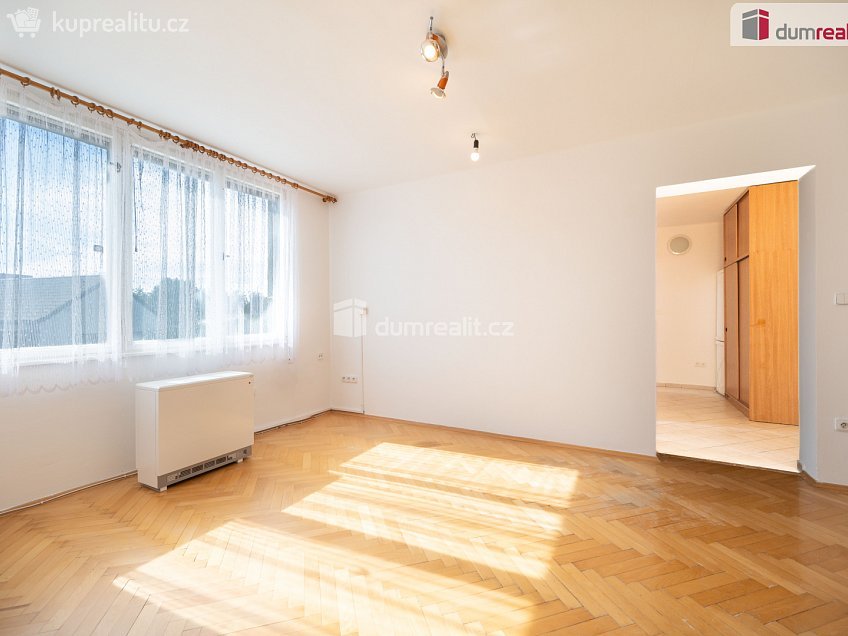 Prodej bytu 2+1 42 m^2 Netolická, Lhenice 