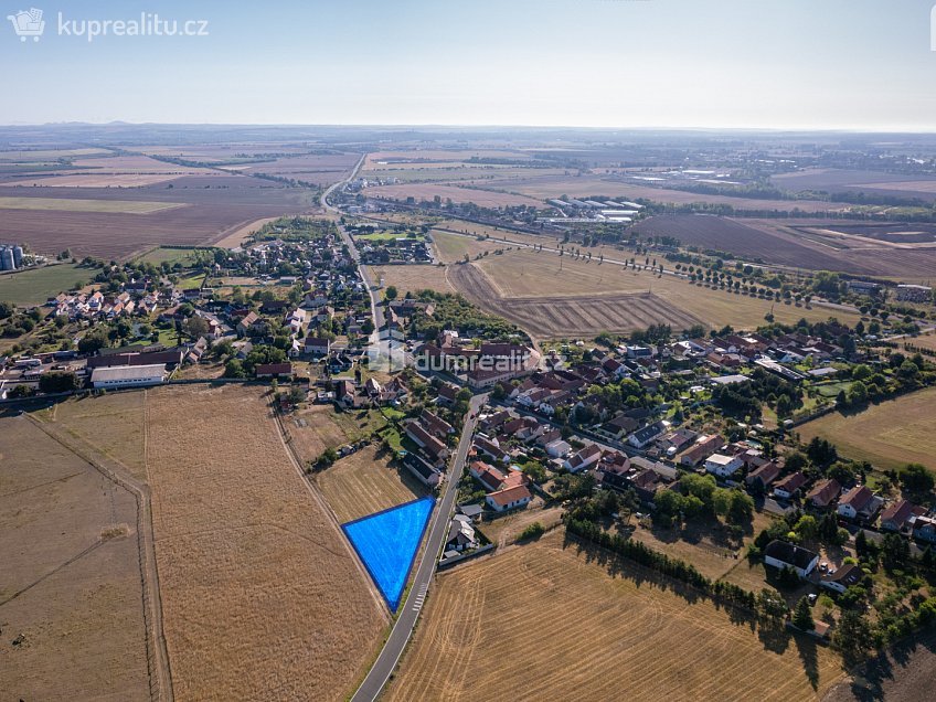 Prodej  stavebního pozemku 1265 m^2 Spomyšl, Spomyšl 