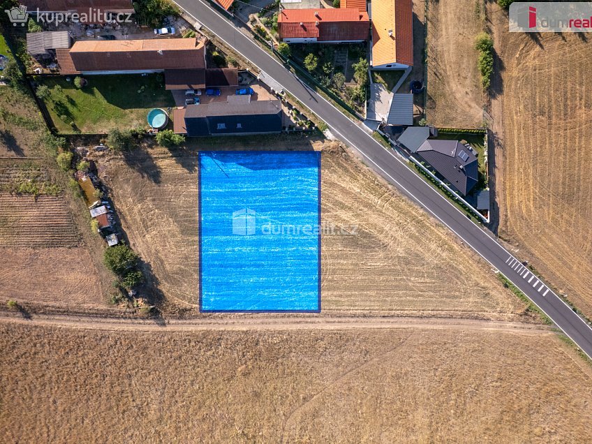 Prodej  stavebního pozemku 1266 m^2 Spomyšl, Spomyšl 