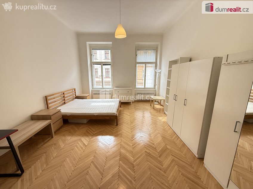 Pronájem bytu 2+kk 60 m^2 Klicperova, Praha 5 