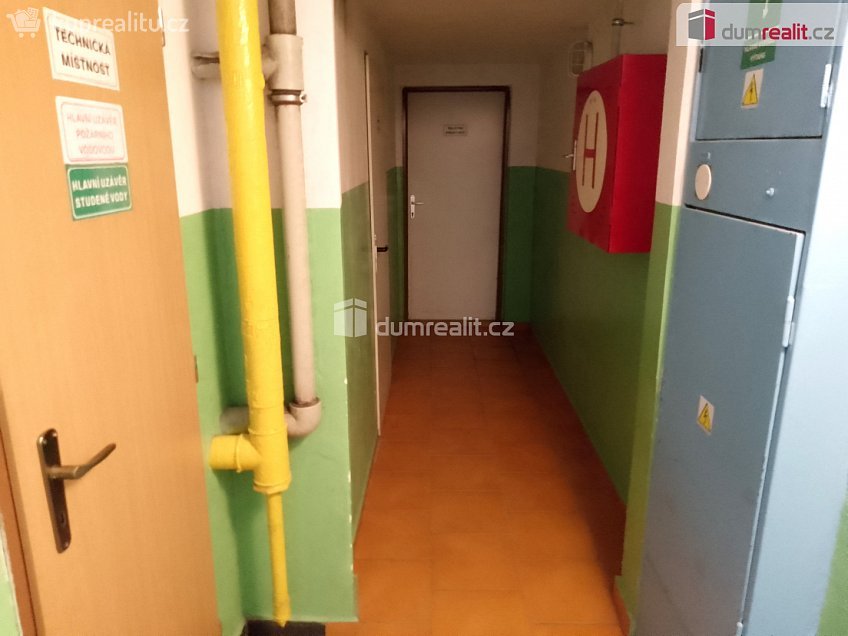 Pronájem bytu 2+1 55 m^2 Revoluční, Chodov 