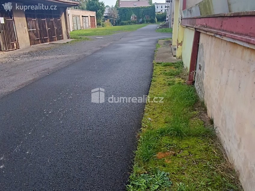 Pronájem bytu 1+kk 16 m^2 Nádražní, Benešov nad Ploučnicí 