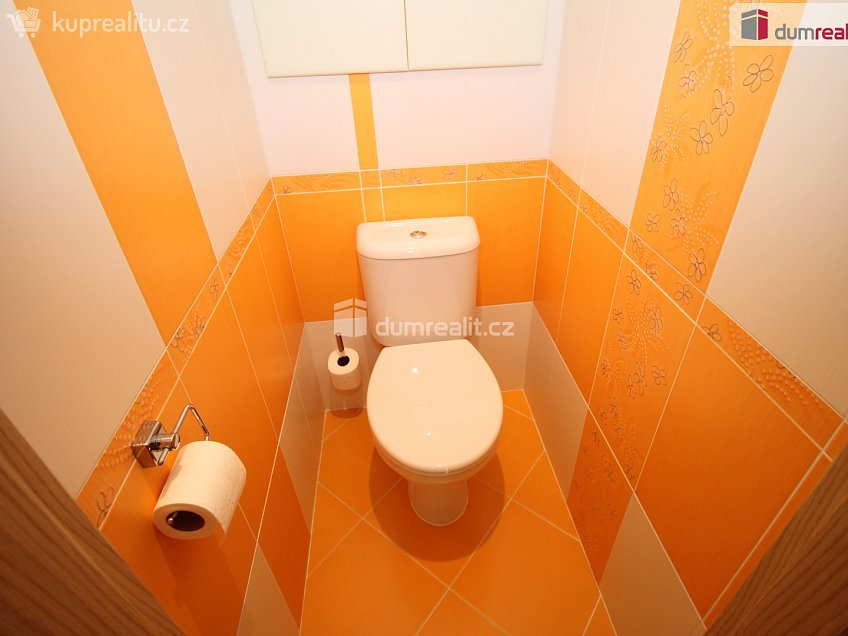 Prodej bytu 4+1 81 m^2 Hrnčířská, Cheb 