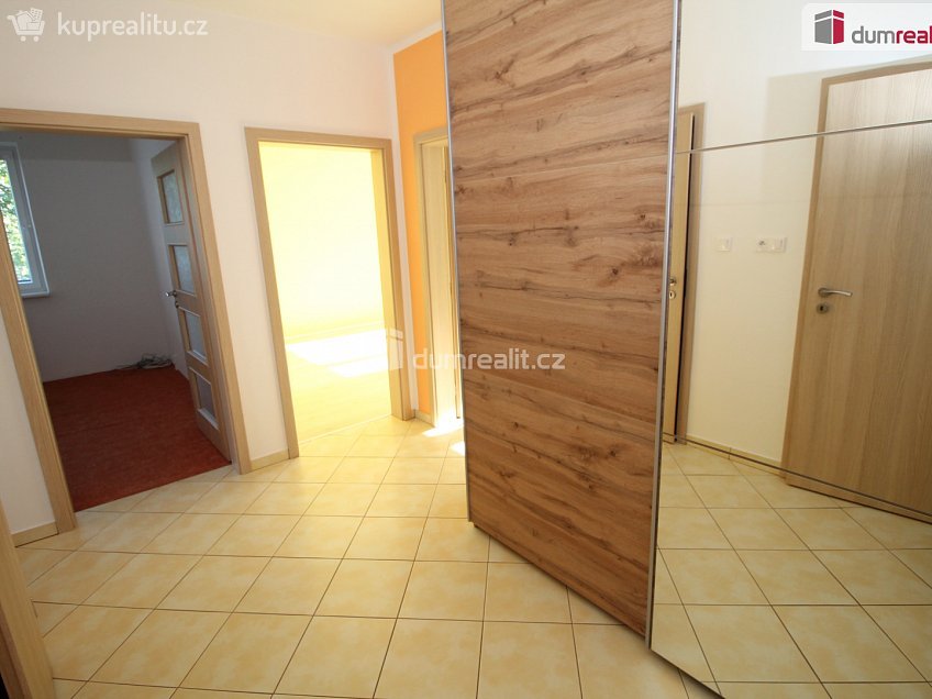 Prodej bytu 4+1 81 m^2 Hrnčířská, Cheb 