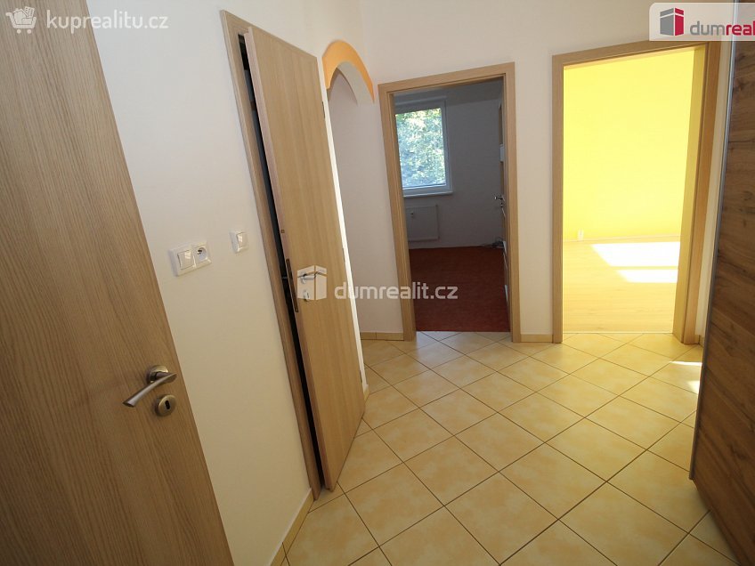 Prodej bytu 4+1 81 m^2 Hrnčířská, Cheb 