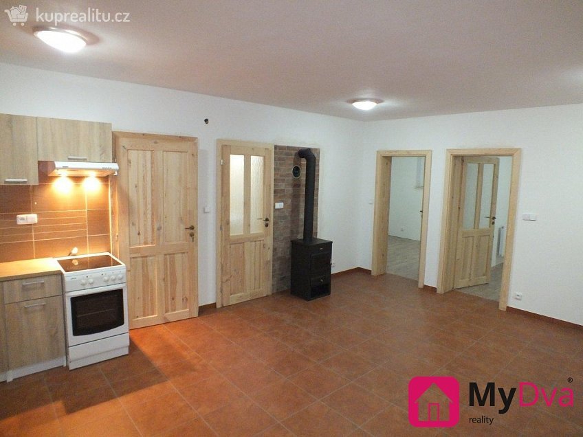 Pronájem bytu 3+kk 64 m^2 Poštovní, Znojmo 