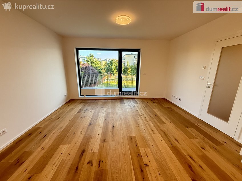 Pronájem bytu 2+kk 61 m^2 Strážovická, Praha-Zličín 