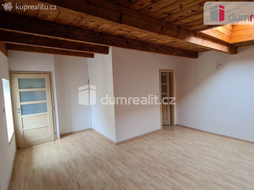 Pronájem bytu 3+kk 78 m^2 Rybova, Kralupy nad Vltavou 