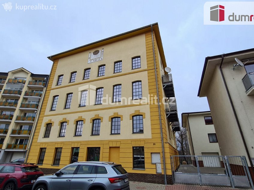Pronájem bytu 3+kk 78 m^2 Rybova, Kralupy nad Vltavou 