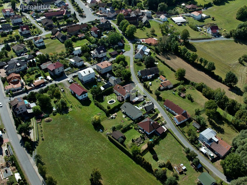 Prodej  rodinného domu 192 m^2 Kamenná Lhota, Kamenná Lhota 