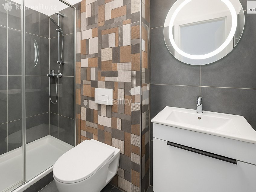 Pronájem bytu 3+kk 76 m^2 Černý Důl, Černý Důl 