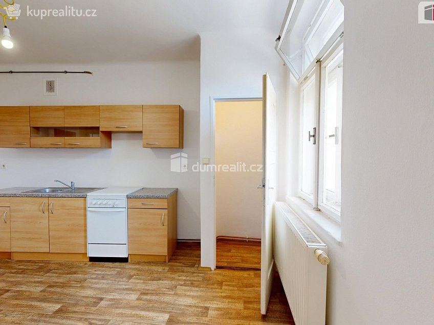 Pronájem bytu 2+1 75 m^2 Dolní náměstí, Opava 
