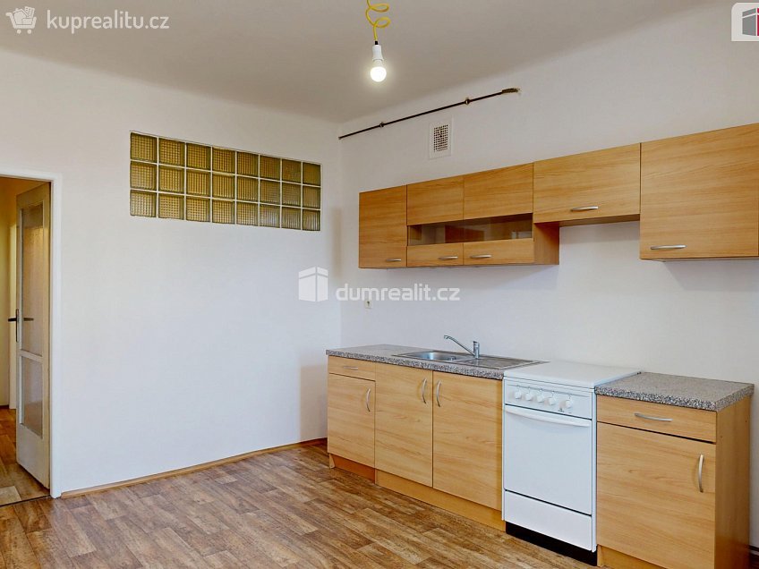 Pronájem bytu 2+1 75 m^2 Dolní náměstí, Opava 