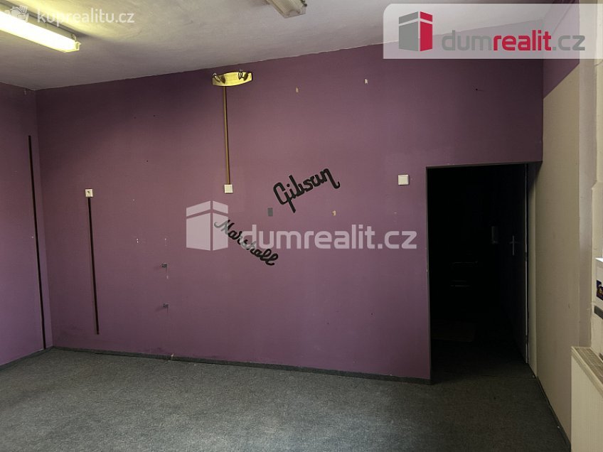 Pronájem  obchodních prostor 120 m^2 Vítězná, Kutná Hora 