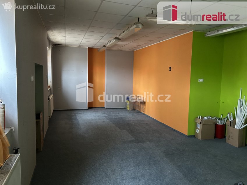 Pronájem  obchodních prostor 120 m^2 Vítězná, Kutná Hora 