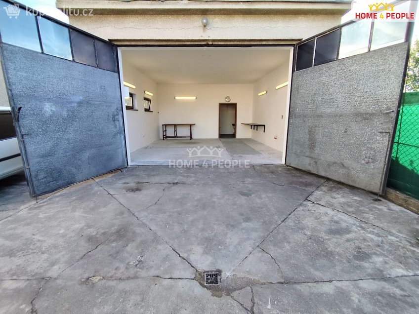 Pronájem  skladu 59 m^2 Vzdálená, Praha-Březiněves 