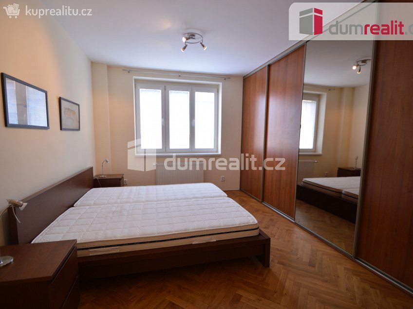 Pronájem bytu 2+1 65 m^2 Podhorská, Praha 5 