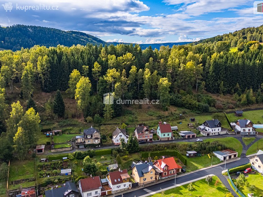 Prodej  rodinného domu 120 m^2 B. Němcové, Kraslice 