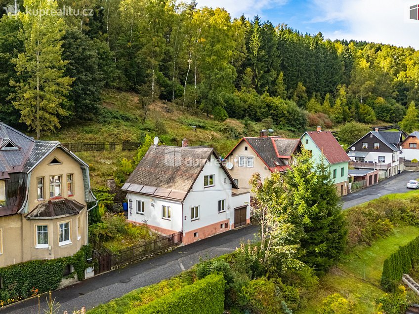 Prodej  chaty 120 m^2 B. Němcové, Kraslice 