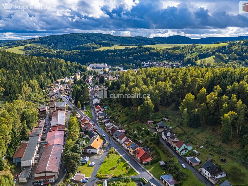 Prodej  chaty 120 m^2 B. Němcové, Kraslice 